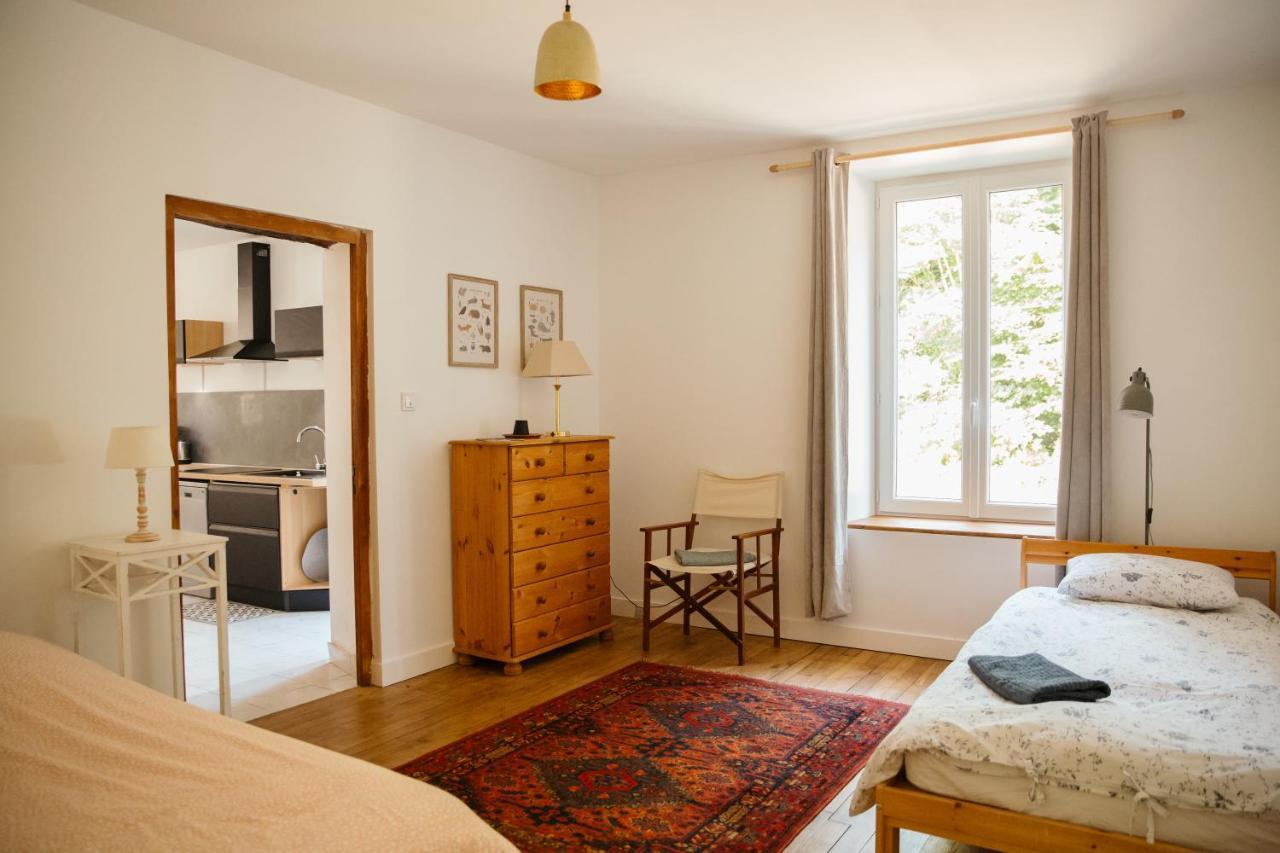 La Borgnardais Gite En Broceliande, Proche Guer - 1 A 11 Couchages Loutehel Экстерьер фото